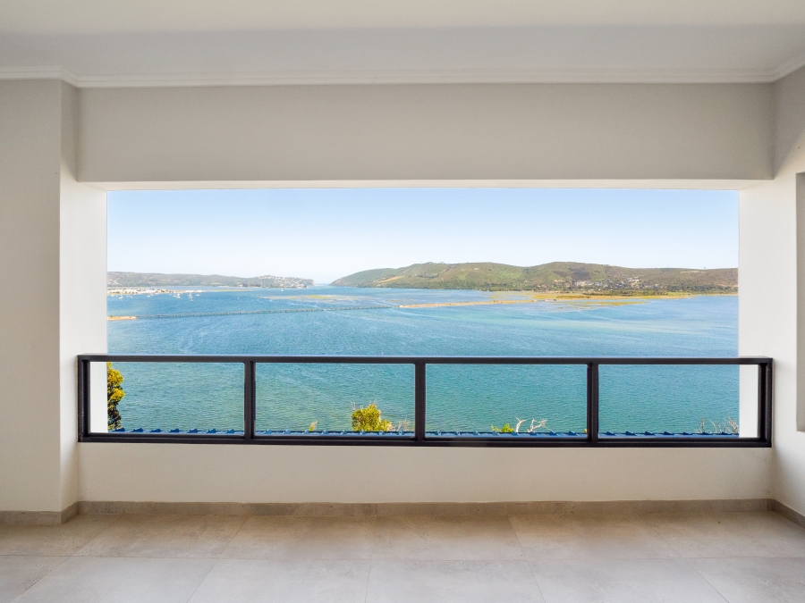 5 Bedroom Property for Sale in Paradise Western Cape